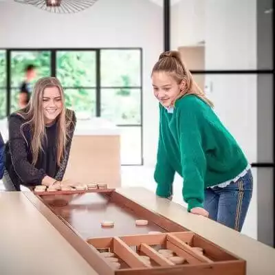 Sjoelbak - Nederlandsk Shuffleboard